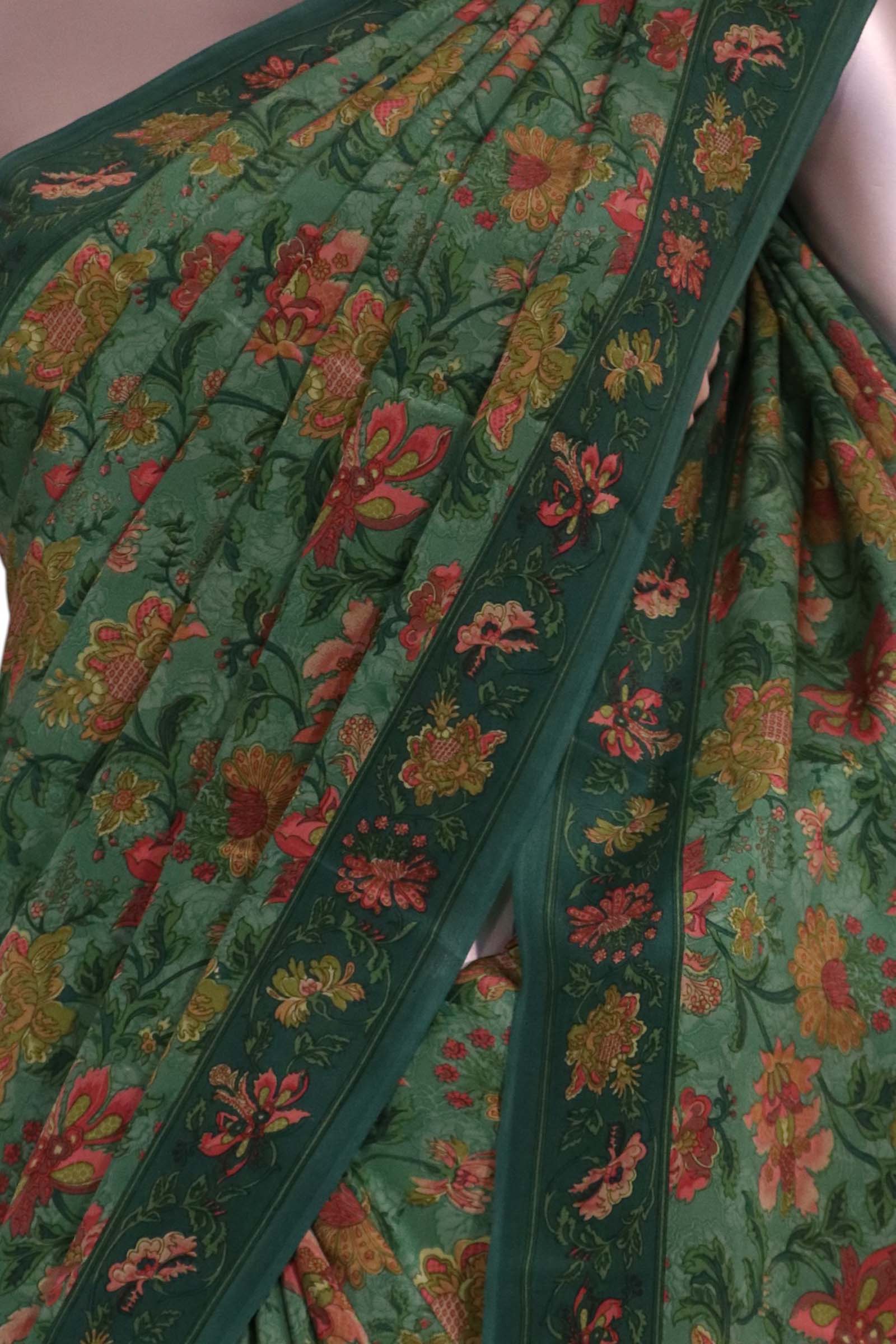 Floral  Pure Crepe Silk Saree AL203630